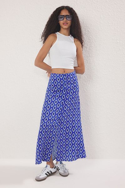 Trendyol Collection Fusta din viscoză cu nasturi în față cu model floral albastru TWOSS25ET00178
