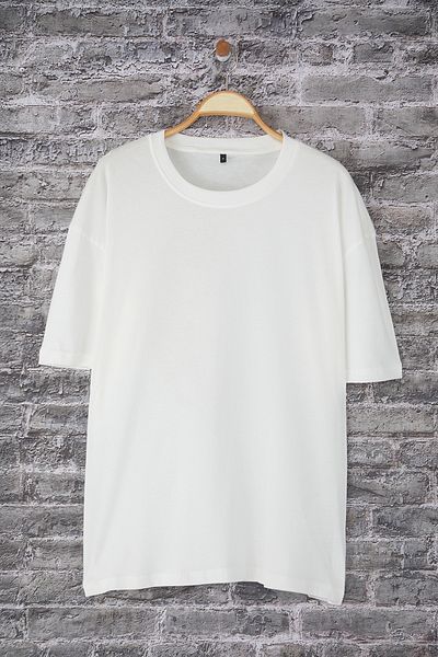 Trendyol Collection Ecru Oversize/Wide Cut Back Lion Printed 100% Cotton T-Shirt Tmnss25Ts00117