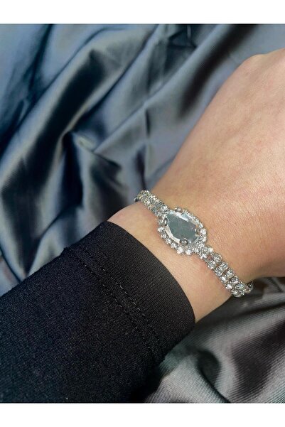 Avcıoğlu Aksesuar اسوارة نسائية حجر واحد بيضاوي موديل زركون كريستال حجر اسوارة مطلية بالفضة