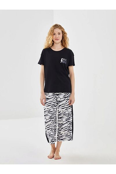 LC Waikiki Lcw Dream White Crew Neck Printed Women's Capri Pajamas Set