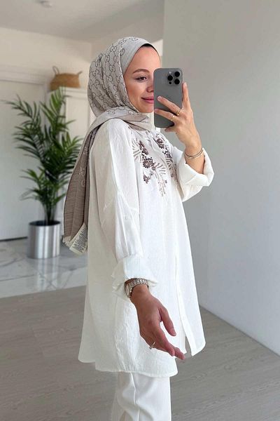 Ka Hijab Cămașă decorată cu margele - albă