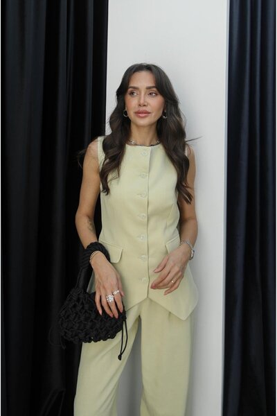Havoş Light Yellow Linen Vest with Belt on the Back