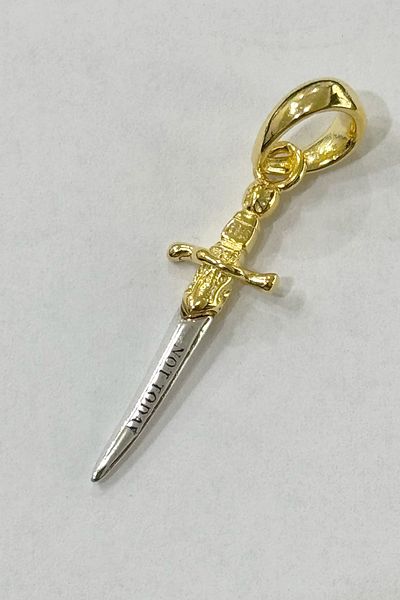 Fubena Game of Thrones Knife Pendant Silver Charm