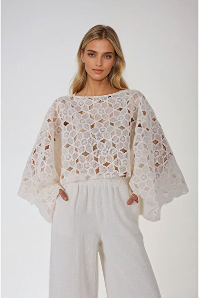 FABB طقم بنطال كتان مزخرف بأكمام الخفافيش من إكرو