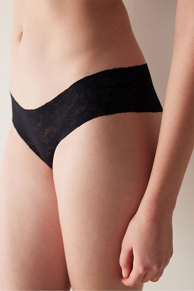 Penti Chiloți negri Hipster #Antiderapante Laser Cut Lacy Cheeky Lace