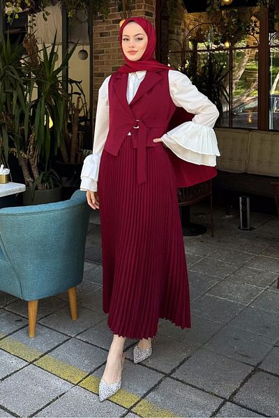 Ovn. Vest Skirt Pleated Suit - Claret Red