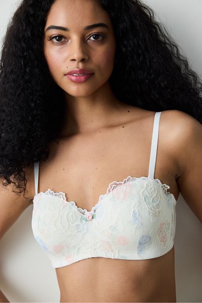 Penti Lotus Broderie Ecru melltartó
