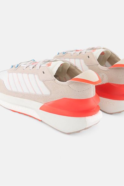 adidas Men Avryn Lace Up Running Shoes, Multicolor