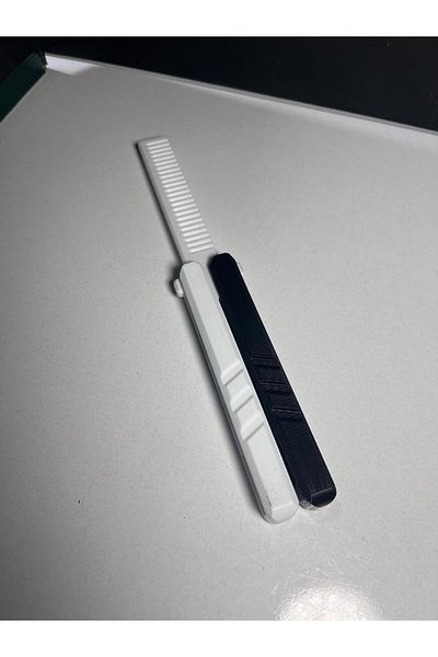 3DRoboMODA Animated Plastic Comb and Collectible Figure