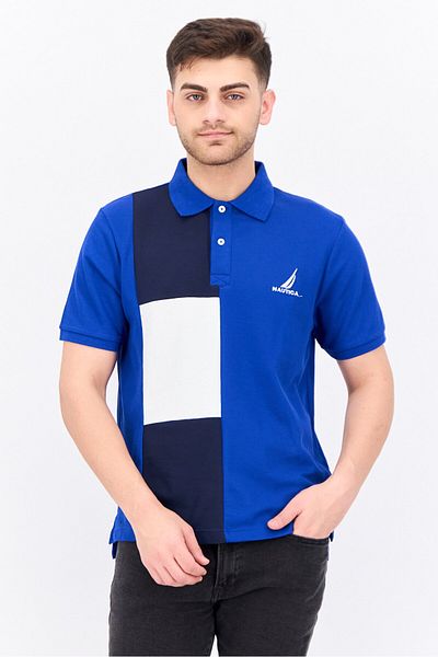 Nautica قميص بولو رجالي بقصّة عادية وأكمام قصيرة وشعار مطرز، أزرق