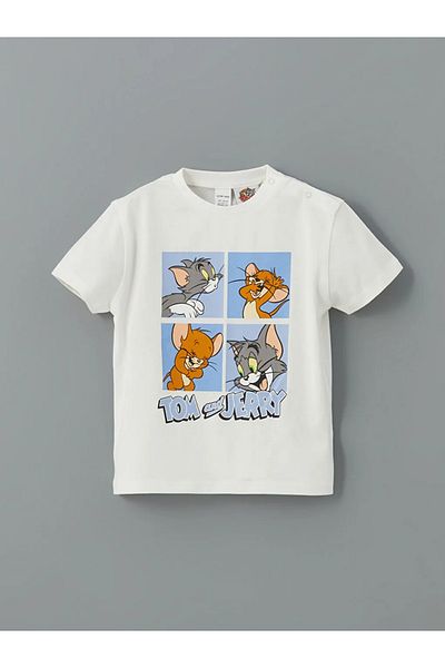 LC Waikiki طقم بيجامة LCW baby Ecru Tom and Jerry مطبوع عليه شورت للأطفال الرضع