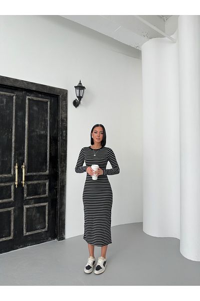 alenmoda Rochie tricotată cu mânecă lungă elastică cu dungi negre - Detaliu cu fante