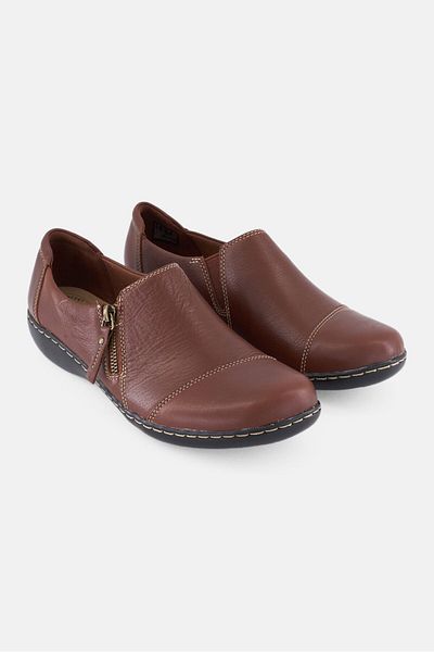 CLARKS Women Ashland Palm Zipper Closure Casual Shoes, Brown