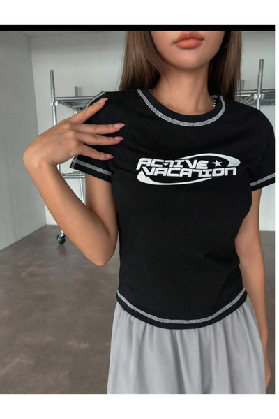 eyonnwear تي شيرت ريترو رفيع بأكمام قصيرة أسود قصير Y2k Harajuku Slim