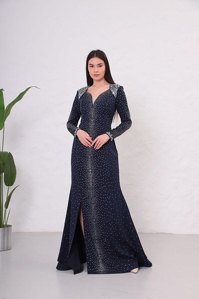 Robes Women's Long Sleeve Dense Stone Printed Heart Neckline Stylish Design Evening Dress