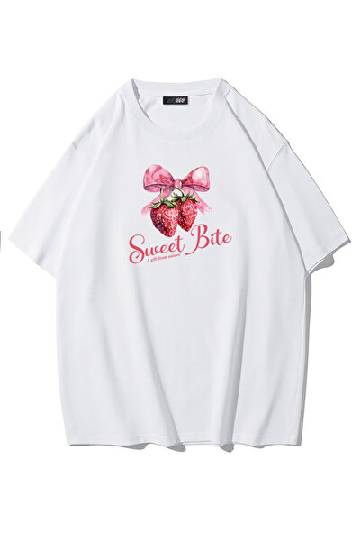 BRF Collection Unisex Oversize Sweet Bite T-shirt Beyaz