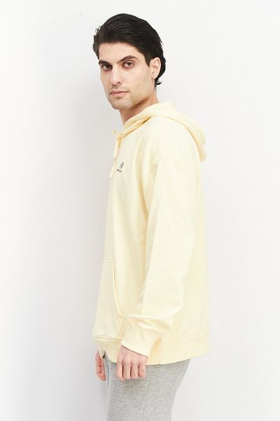 New Balance Men Sportswear Fit Long Sleeve Training Hooded Sweatshirt, Yellow