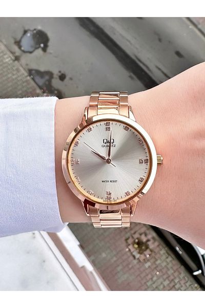 Q&Q 3g882 Model Women's Wristwatch