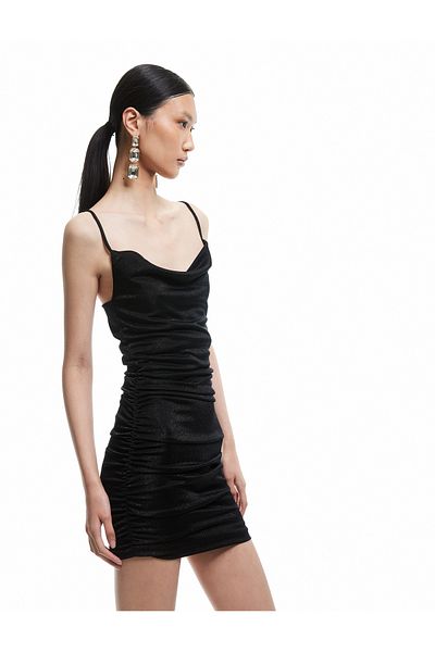 Koton Μίνι βραδινό φόρεμα Bodycon με λεπτομέρεια με ντραπέ και λεπτομέρεια με λουράκι με ασημί σχοινί