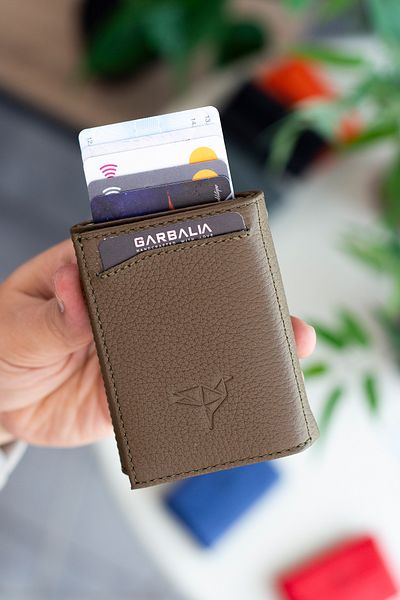 Garbalia Medina Genuine Leather Men's Khaki Green Card Holder Wallet with Coin Compartment Mechanism