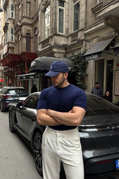 Livio Ferri Ανδρικό μπλουζάκι με λεπτή πλεκτή λαιμόκοψη από βαμβακερή κανονική εφαρμογή με κοντό μανίκι