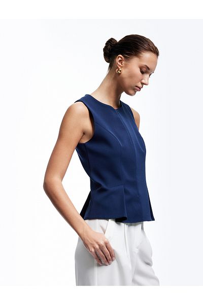 Koton Zipper Detailed Sleeveless Crew Neck Vest