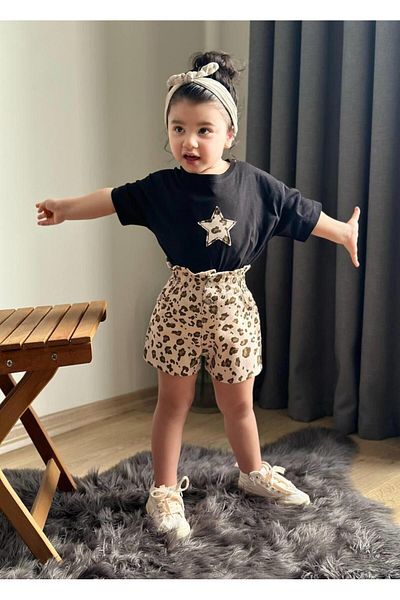 Bebeelkids Girl's Leopard Star Detailed 2-Piece Shorts Set