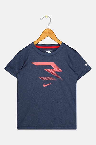 Nike 3Brand by Russell Wilson تي شيرت رياضي للأولاد بشعار العلامة التجارية، أ...