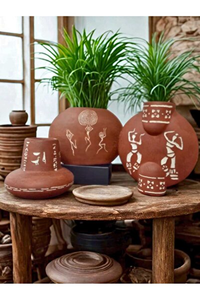 Yaratıcı sanatlar atölyesi مجموعة تحف فنية قديمة مصنوعة يدويًا من الحجر، تشمل...