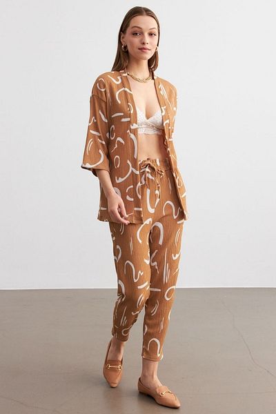 MODAGEN Women's Camel Patterned Kimono Shirt Pants Set