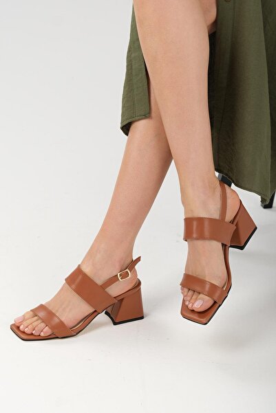 Mio Gusto Astrid Tan Color Double Strap Heeled Women's Sandals