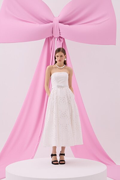 NOK İSTANBUL Seashell Touch Straplez Maxi Boy Elbise Beyaz