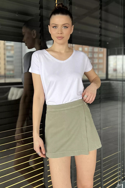 GÜLSELİ Khaki Women's Zippered Waist Elastic Gabardine Shorts Skirt