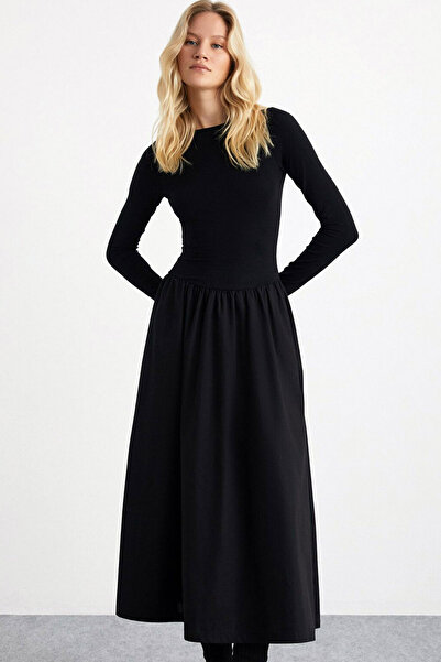 Ottawe Slim Fit Dar Kalıp Eteği Poplin Uzun Kol Kayık Yakalı Casual Midi Boy Elbise