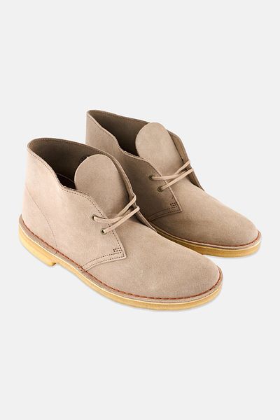 CLARKS Men Desert Lace Up Ankle Boots, Beige