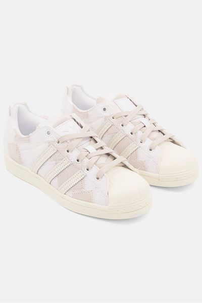 adidas Kids Boy Superstar Lace Up Outdoor Shoes, Off White
