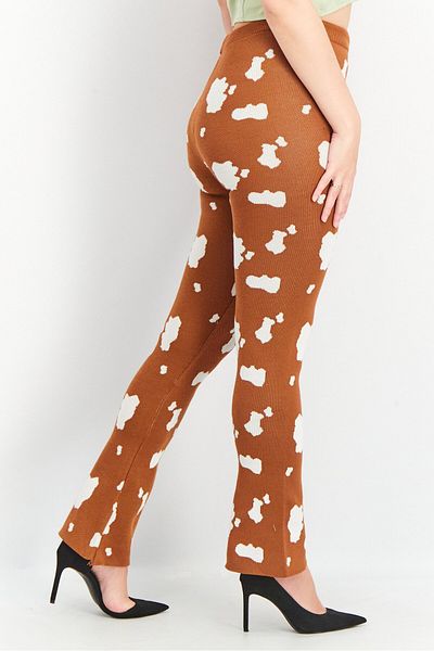 Daisy Street Women Relaxed Knitted Flare Pants, Brown