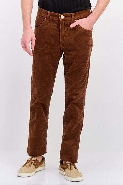 WRANGLER Men Regular Fit Textured Corduroy Pants, Brown