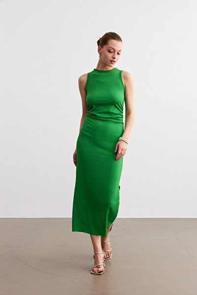 MODAGEN Dámské zelené šaty s maxi délkou rozparku v pase se stahovací šňůrkou