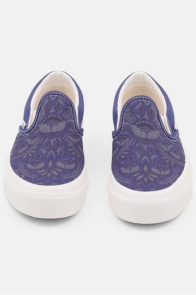Vans Women Classic Slip On Casual Shoes, Navy Blue Combo