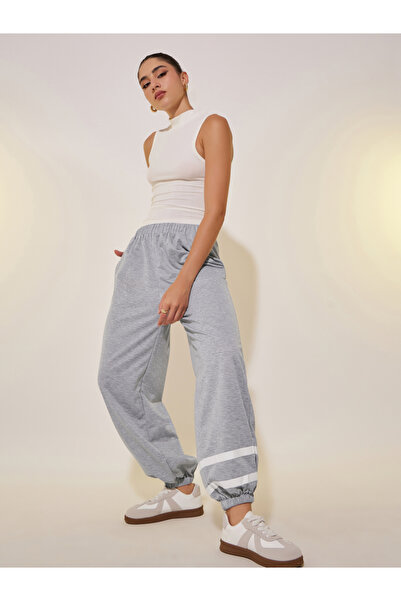 Styli بنطال رياضي فضفاض سادة