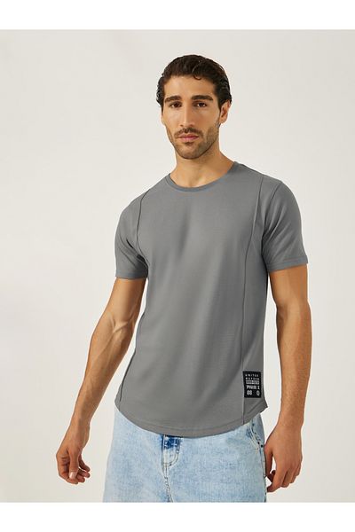 Styli Regular Fit Pintuck U Hem T-Shirt