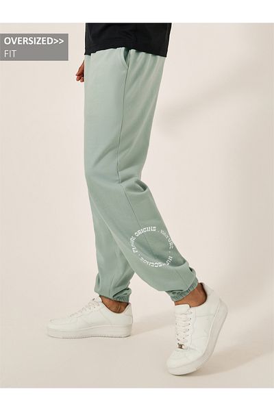 Styli Placement Print Fleece Oversized Joggers