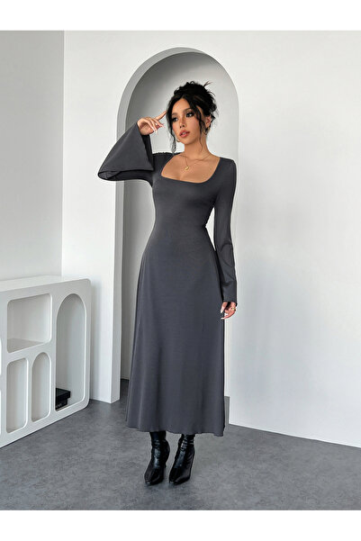 Styli Texture Round Neck Long Sleeve Maxi Dress