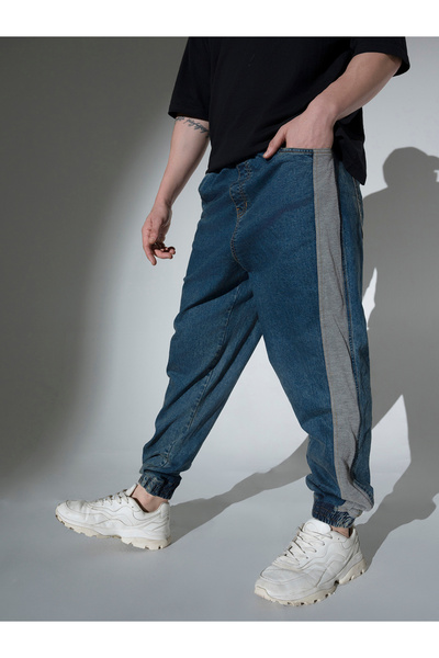 Hubberholme By Styli Mid Rise Regular Fit Jeans with Side Panel