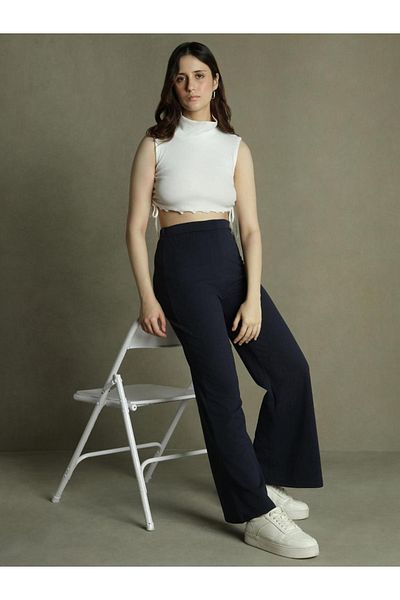 Dennis Lingo By Styli Mid-Rise Solid Flared Trousers