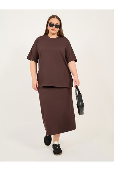 Styli Plus Size Rib Knit A-Line Maxi Skirt