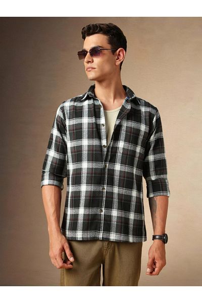 Dennis Lingo By Styli Checked Button Down Casual Shirt