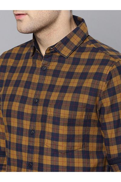 Dennis Lingo By Styli Checked Button-Down Collar Casual Shirt