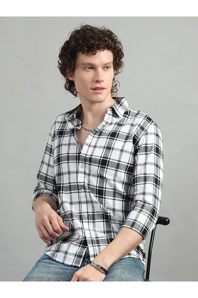 Bushirt By Styli Checked Spread Collar Regular Fit Shirt